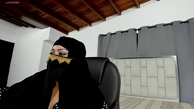 zafiro ziz online show from 4, 4, 2026