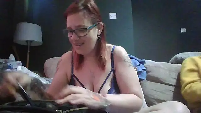 Curvy Clare online show from 26, 3, 2026
