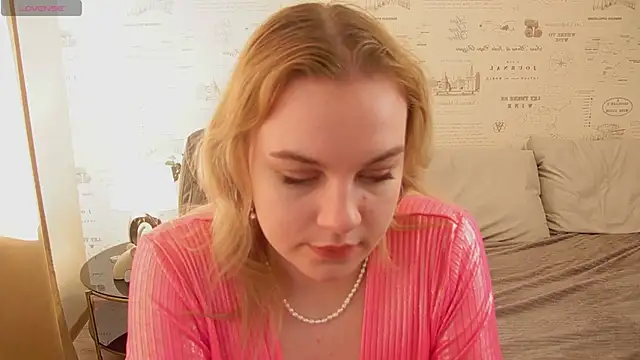 Glow Margo online show from 5, 6, 2026