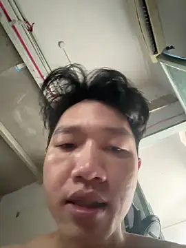 Snapshot of yuici79 chatting on 25, 2, 2026 yuici79 online show from 25, 2, 2026