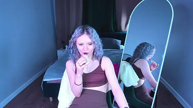 Snapshot of Tessa_Ashe chatting on 16, 5, 2026 Tessa Ashe online show from 16, 5, 2026