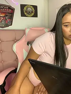 Snapshot of MorenaQueen- chatting on 26, 2, 2026 MorenaQueen- online show from 26, 2, 2026