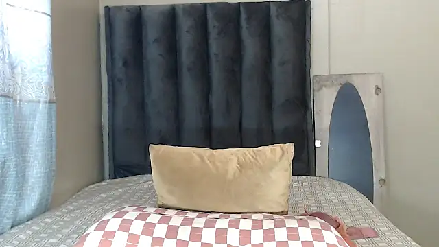 Snapshot of LexyDiana chatting on 8, 6, 2026 LexyDiana online show from 8, 6, 2026