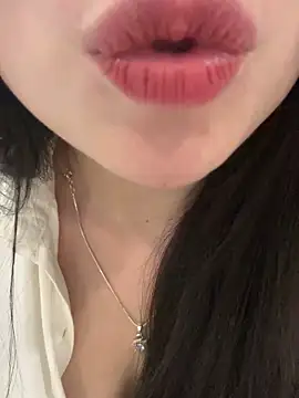 Snapshot of Tinn_tin chatting on 10, 6, 2026 Tinn tin online show from 10, 6, 2026