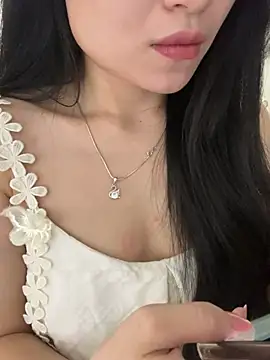 Snapshot of Tinn_tin chatting on 26, 6, 2026 Tinn tin online show from 26, 6, 2026