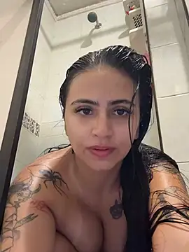 Snapshot of Emily_cute777 chatting on 7, 7, 2026 Emily cute777 online show from 7, 7, 2026