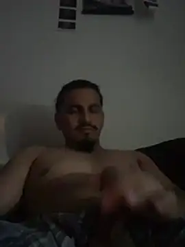 brownbonegangsta13 online show from 12, 3, 2026