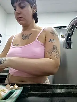 quemerayssa online show from 4, 3, 2026