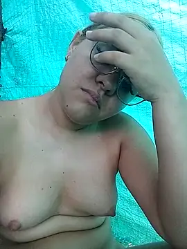 Snapshot of single_kitten chatting on 31, 3, 2026 single kitten online show from 31, 3, 2026