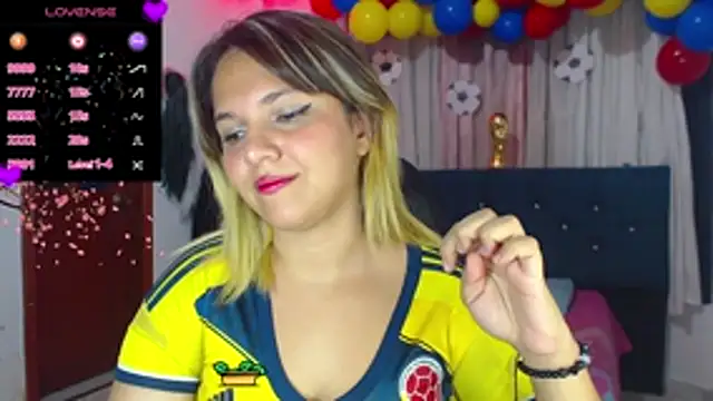 Snapshot of aurora_bela chatting on 12, 6, 2026 aurora bela online show from 12, 6, 2026