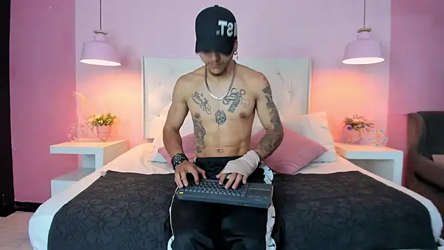 DanteLuxx online show from 21, 3, 2026