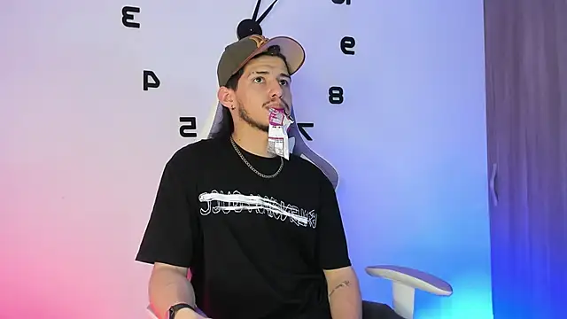 Snapshot of Nathan--Ferrara chatting on 8, 4, 2026 Nathan--Ferrara online show from 8, 4, 2026