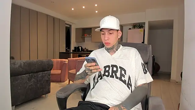 Snapshot of im_dantee chatting on 2, 3, 2026 im dantee online show from 2, 3, 2026