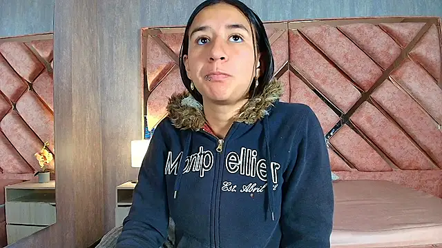 LilyRossi  online show from 27, 4, 2026