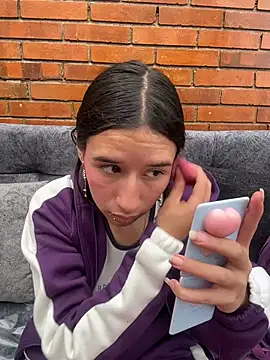 LilyRossi  online show from 14, 7, 2026