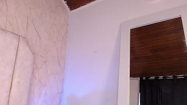 Snapshot of Anittarouse chatting on 18, 7, 2026 Anittarouse online show from 18, 7, 2026