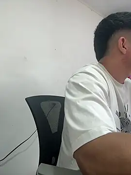 David-latinlover online show from 12, 5, 2026