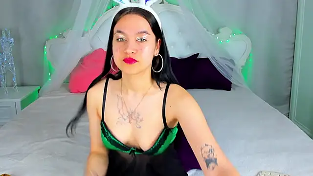 AishaTempt online show from 8, 4, 2026