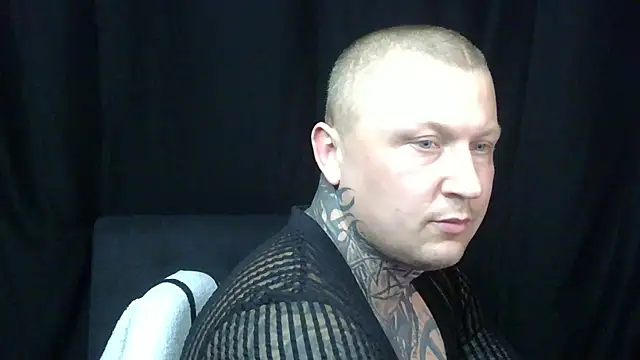 Snapshot of devilWithTats chatting on 23, 4, 2026 devilWithTats online show from 23, 4, 2026