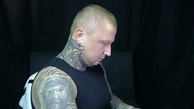 Snapshot of devilWithTats chatting on 15, 5, 2026 devilWithTats online show from 15, 5, 2026