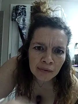 Snapshot of VelvetRae chatting on 1, 3, 2026 VelvetRae online show from 1, 3, 2026