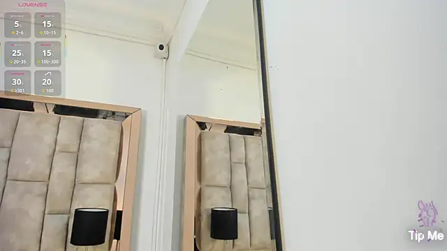 Titan Moreno  online show from 26, 3, 2026