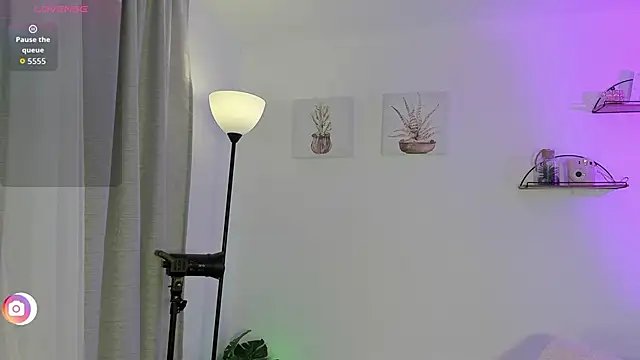 AlaiaRogers online show from 1, 4, 2026