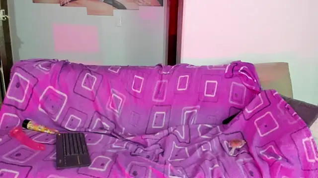 Snapshot of Charlotte_Melody chatting on 3, 3, 2026 Charlotte Melody online show from 3, 3, 2026