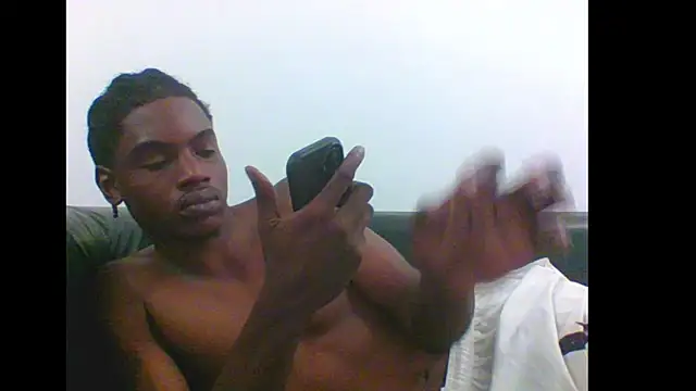 Snapshot of charles_king chatting on 17, 6, 2026 charles king online show from 17, 6, 2026