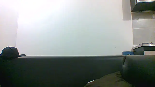 Snapshot of charles_king chatting on 18, 6, 2026 charles king online show from 18, 6, 2026