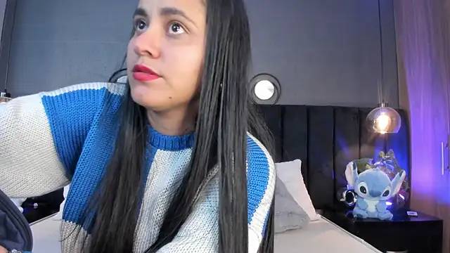 Snapshot of alejandra__garcia chatting on 6, 6, 2026 alejandra garcia online show from 6, 6, 2026