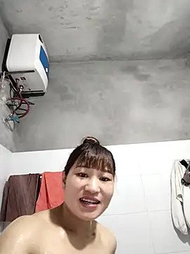 Lilinn  online show from 10, 4, 2026