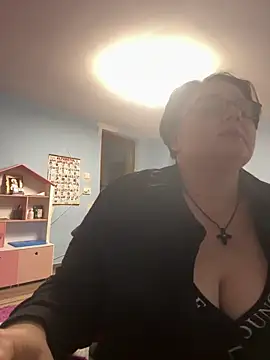 I amArquette online show from 5, 3, 2026