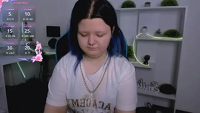 Lunaar  online show from 4, 4, 2026