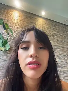 Snapshot of Mia-villalobos chatting on 6, 5, 2026 Mia-villalobos online show from 6, 5, 2026