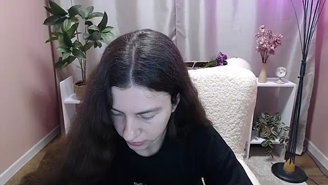 MistyBree online show from 2, 4, 2026