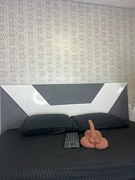 Lulu Mei  online show from 2, 4, 2026