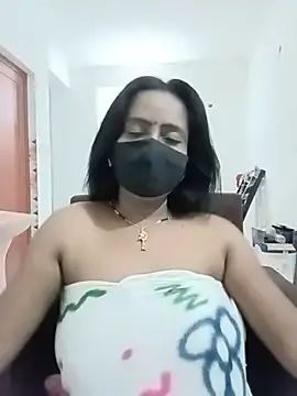 Snapshot of misti-boudii chatting on 11, 7, 2026 misti-boudii online show from 11, 7, 2026