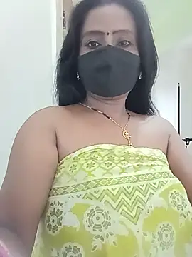 Snapshot of misti-boudii chatting on 13, 7, 2026 misti-boudii online show from 13, 7, 2026