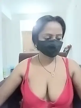 Snapshot of misti-boudii chatting on 19, 7, 2026 misti-boudii online show from 19, 7, 2026