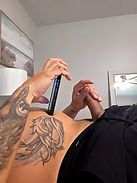 Snapshot of DoggiiDick chatting on 28, 2, 2026 DoggiiDick online show from 28, 2, 2026