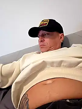 Snapshot of DoggiiDick chatting on 1, 3, 2026 DoggiiDick online show from 1, 3, 2026