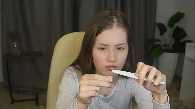 OdiIiaChavarria online show from 5, 3, 2026