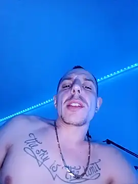 Snapshot of Hugo1993 chatting on 1, 4, 2026 Hugo1993 online show from 1, 4, 2026