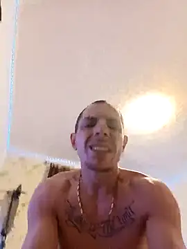 Snapshot of Hugo1993 chatting on 12, 4, 2026 Hugo1993 online show from 12, 4, 2026