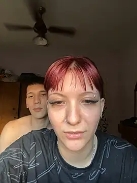 Snapshot of Foxxyice chatting on 4, 3, 2026 Foxxyice online show from 4, 3, 2026