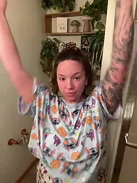 lexxyypnw online show from 13, 5, 2026