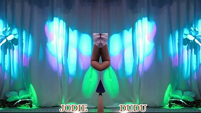 Snapshot of Qianshuibay_Jodie chatting on 5, 6, 2026 Qianshuibay Jodie online show from 5, 6, 2026