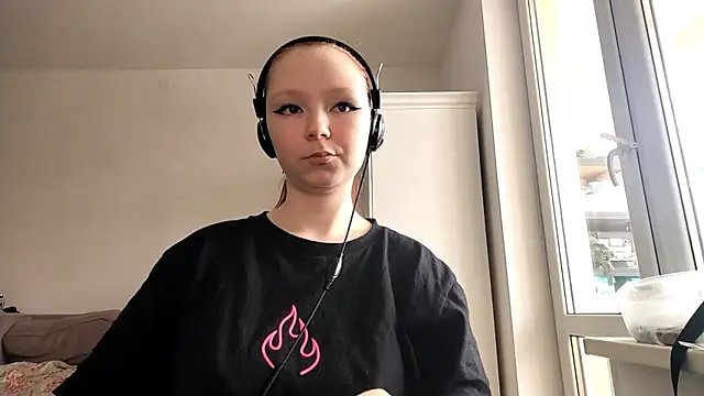 velyraxis online show from 3, 3, 2026