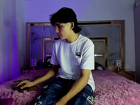 monky 0002 online show from 26, 3, 2026